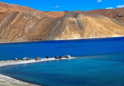 Chandigarh to Ladakh via Manali: Khardung La, Nubra & Pangong