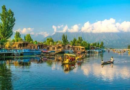 Katra, Vaishno Devi Bhawan Darshan, Patnitop Hills Relax Tour