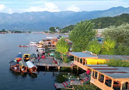 Amritsar, Srinagar, Gulmarg, Sonmarg, Pahalgam, Tour Package